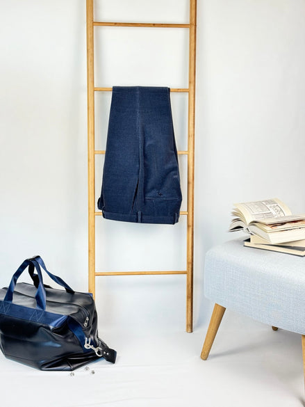 Панталон от рипсено кадифе тъмно син