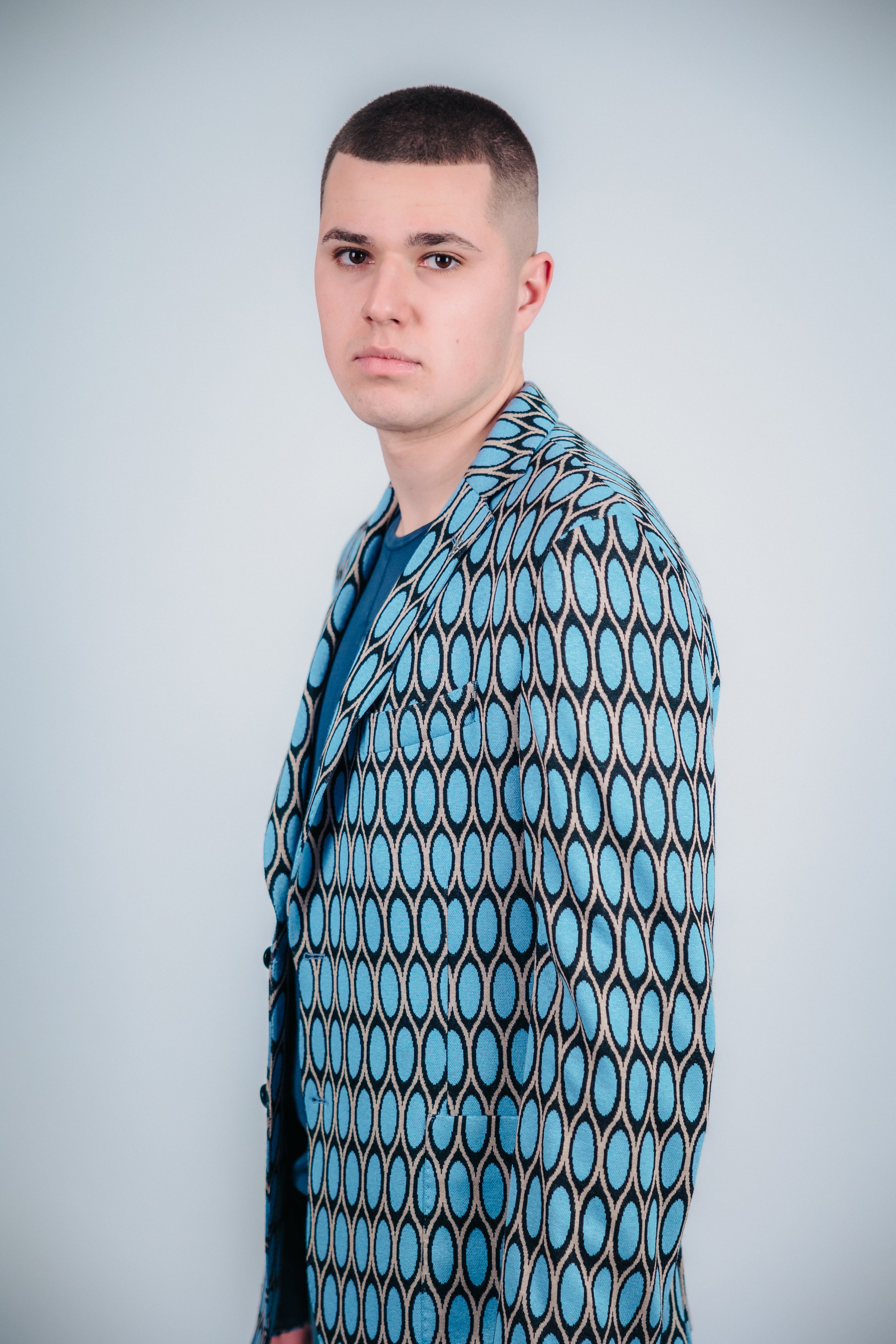 Сако с геометричен принт