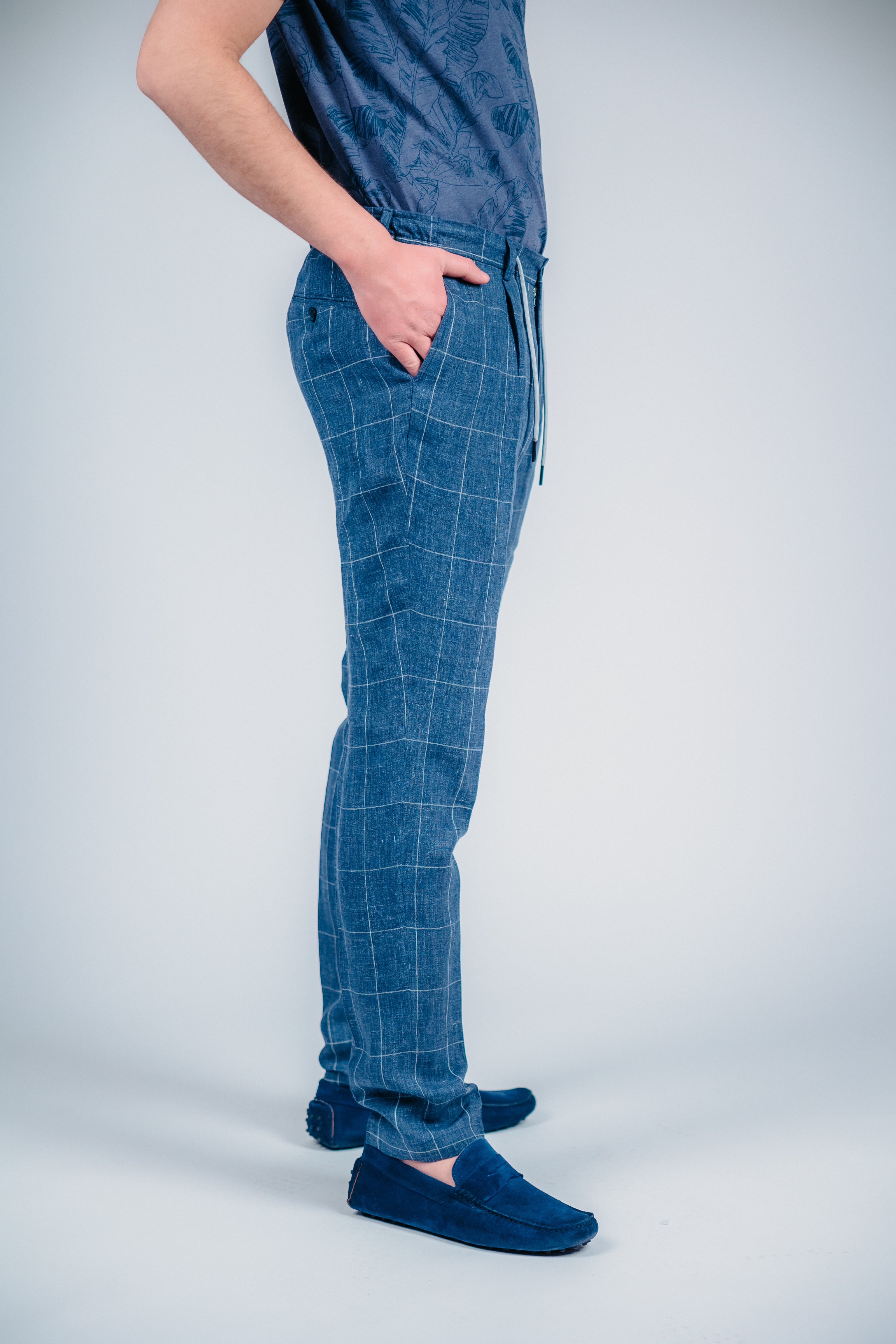 Син ленен панталон каре