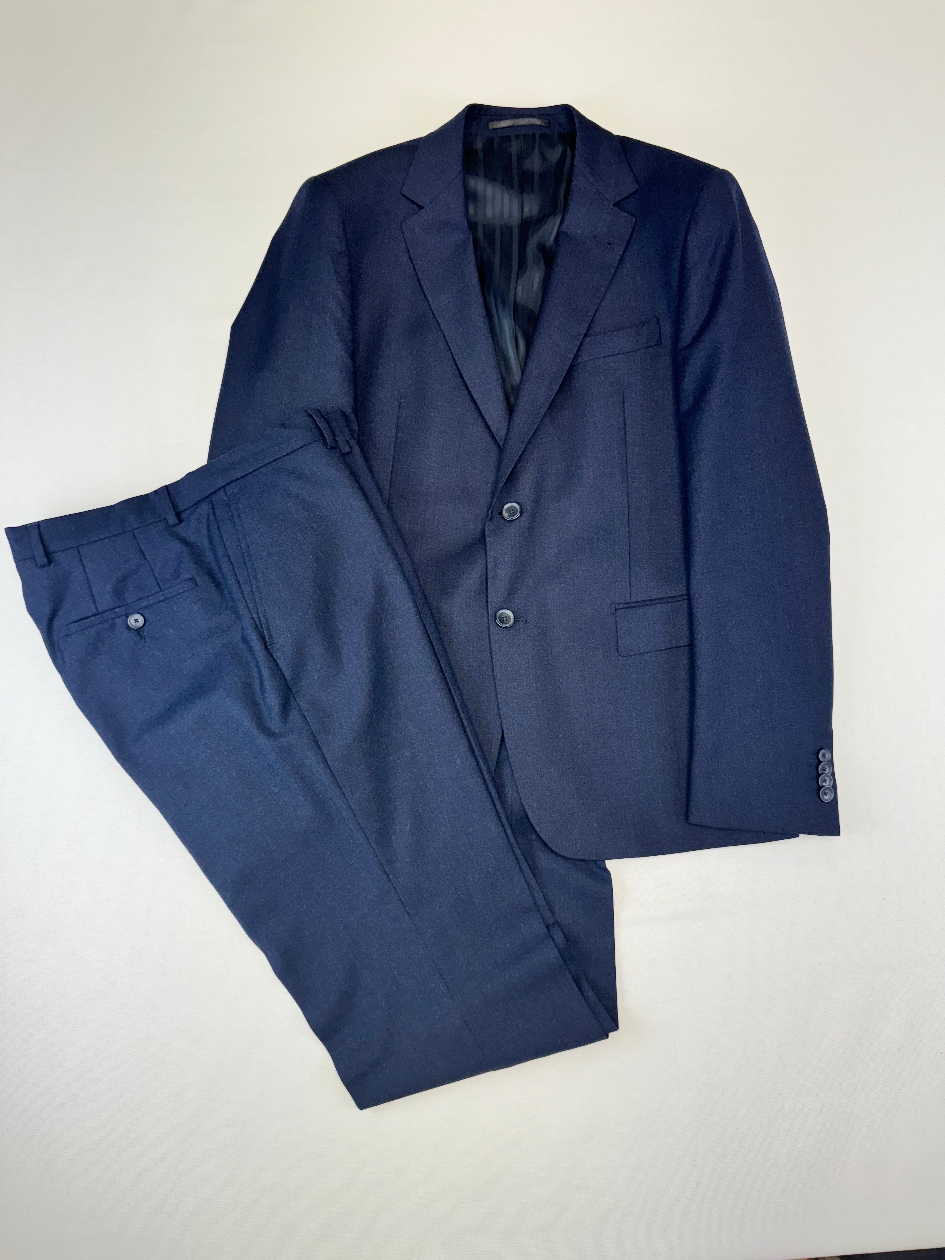 Костюм от естествена вълна тъмно син цвят дюс