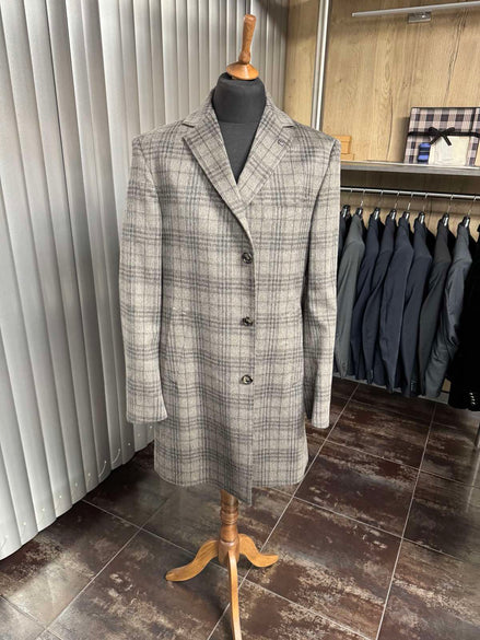 Вълнено палто тъмносиво каре